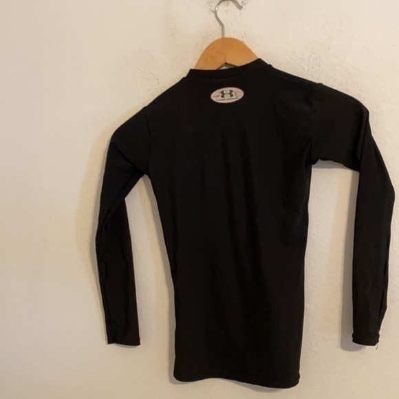 UNDER ARMOUR BLACK YOUTH MEDIUM LONG SLEEVE - Picture 2 of 3
